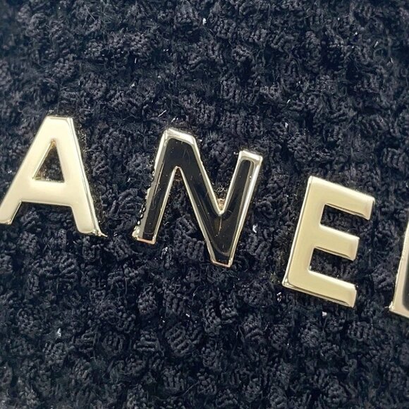 CHANEL Back Logo Low-Cut Sneakers Size 37C pile Black - Picture 9 of 16